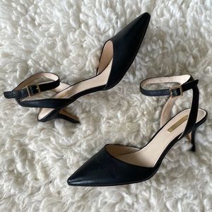Louise et Cie Navy ankle strap 2 1/2” heels